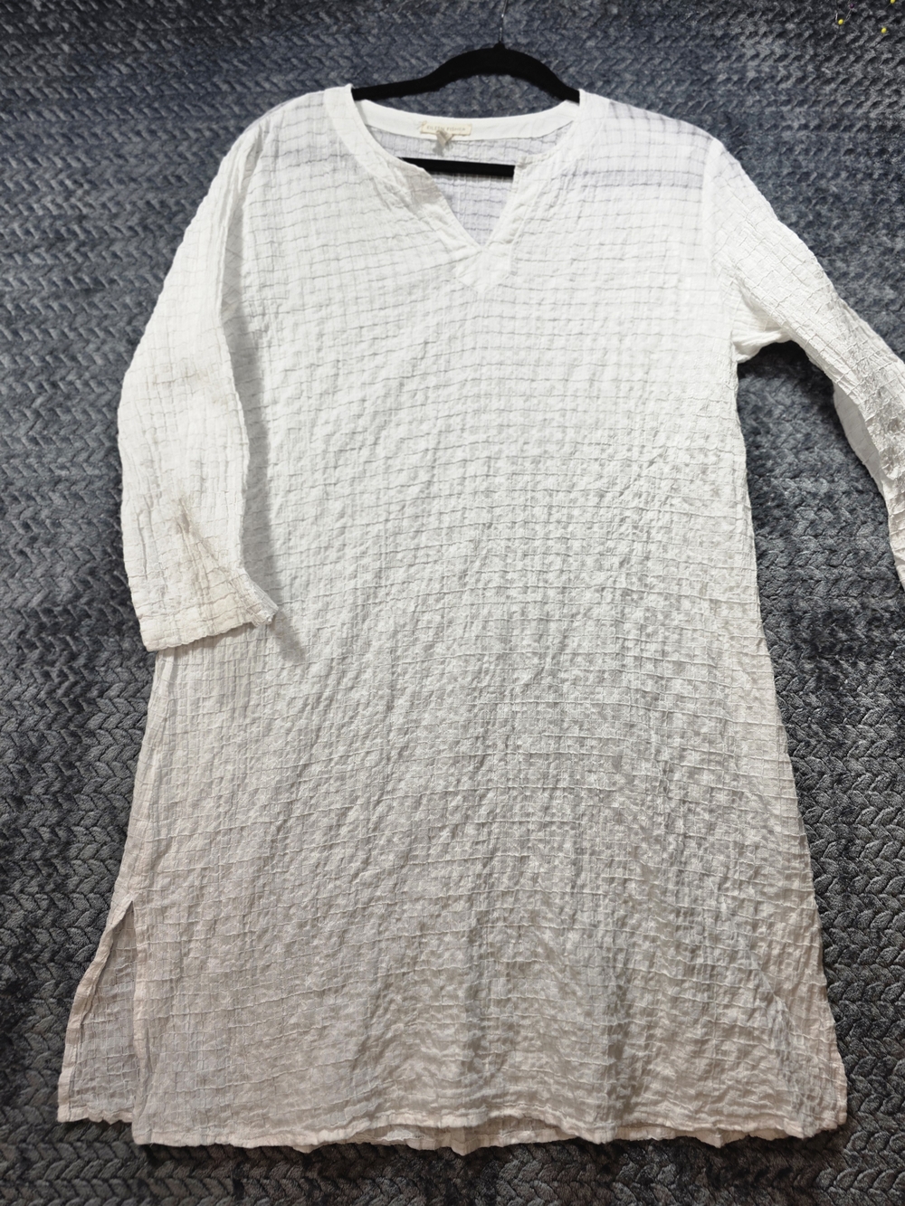 Eileen Fisher White Crinkle V-Neck Tunic